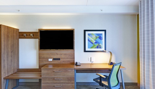 Suite, 1 King Bed, Jetted Tub