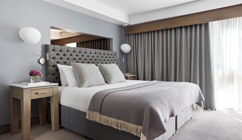 Premium King with Separate Shower