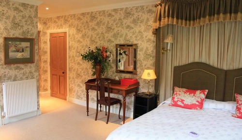 Deluxe Double or Twin Room, Mountain View (The Hill Room)