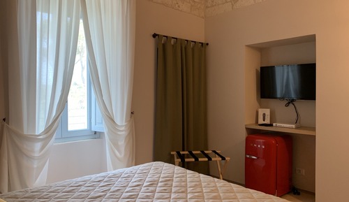 Classic Triple Room, Courtyard View