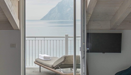 Superior Double Room, Jetted Tub, Lake View