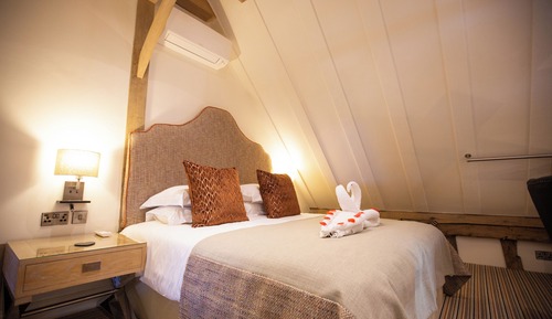 Honeymoon Suite