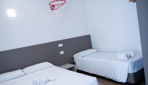 Standard Studio, Multiple Beds, Kitchen, City View