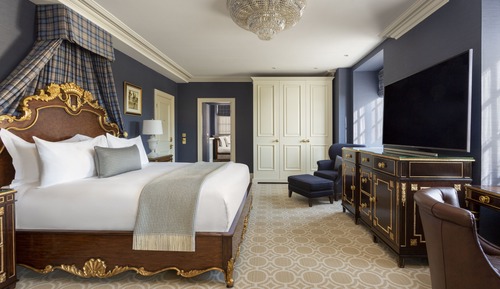 Premium Room, 1 King Bed