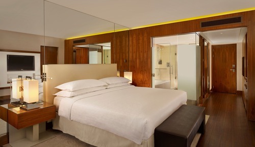 Deluxe Room, 1 King Bed