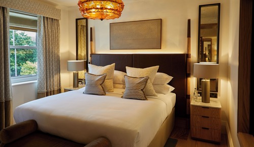 Luxe Suite