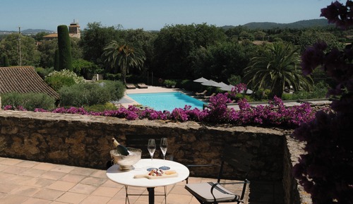 Masia Suite