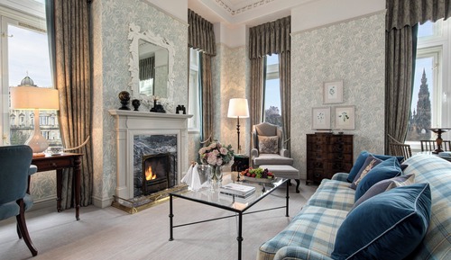 Suite (Castle View)