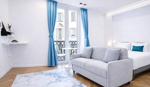 Luxury Room (B)