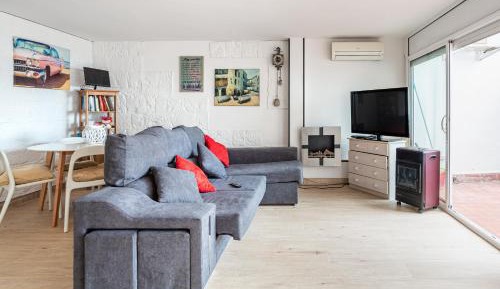 Two-Bedroom Deluxe Apartment with Ocean View