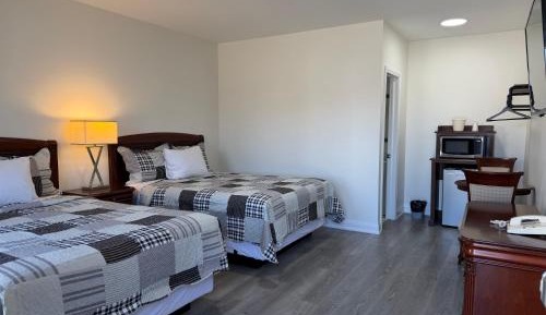 Queen Room with Two Queen Beds