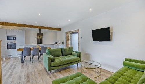 Three-Bedroom Vacation Home 