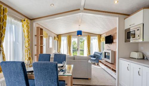 Mobile Home 8
