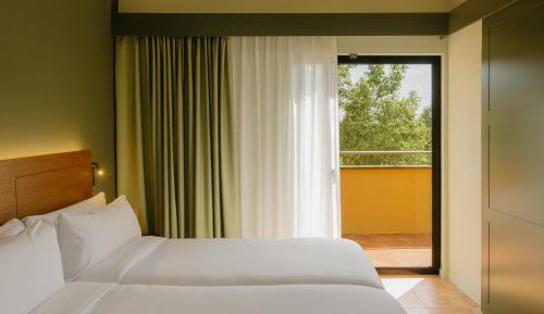Double or Twin Room with Terrace