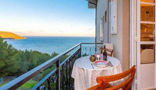 Apartment with Balcony