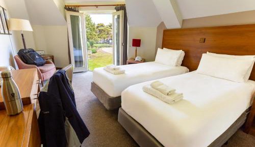 Double or Twin Room with Golf View