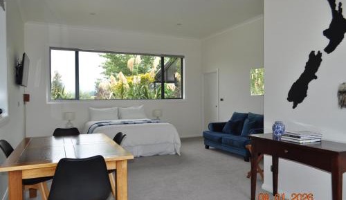 Suite with Garden View