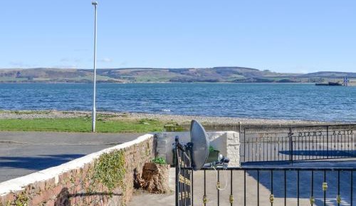 Two-Bedroom Holiday Home