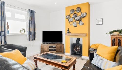 Two-Bedroom Holiday Home