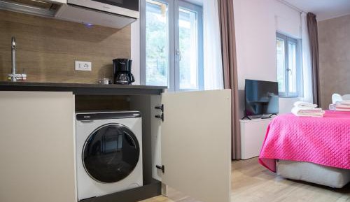 Superior One-Bedroom Apartment with Balcony