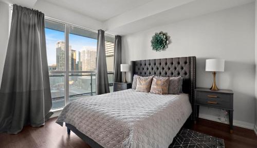 One-Bedroom Apartment with Balcony
