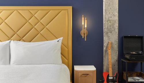 Platinum King Terrace Suite with Disability Access