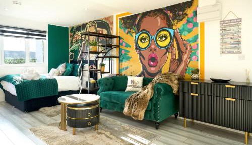Studio Apartment with Balcony