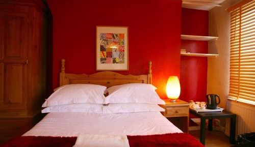 Triple Room with Shared Bathroom