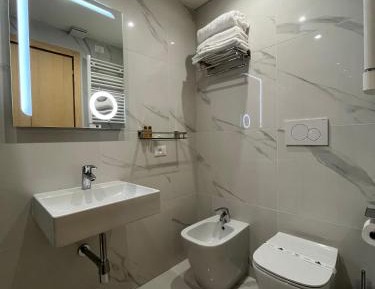 Double Room (1 Adult + 1 Child)