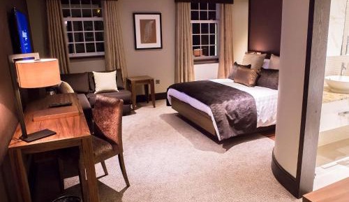 Queen Suite