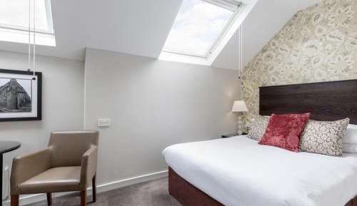 King Room with Bath