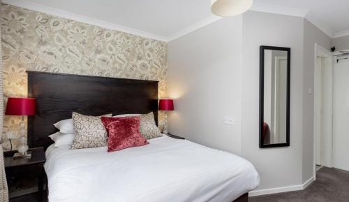 King Room with Shower