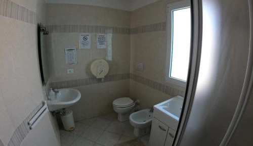 Single Room with Shared Bathroom