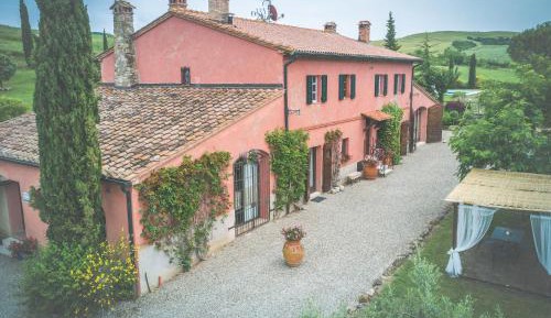 Six-Bedroom Villa 
