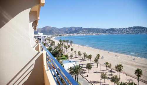 Double or Twin Room with Sea View