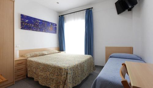 Triple Room with Balcony
