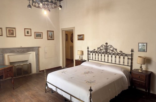 Porrena Apartment | Relaxation surrounded by greenery, in the heart of a medieval village