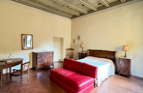 Porrena Apartment | Relaxation surrounded by greenery, in the heart of a medieval village