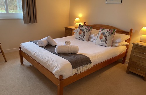 Cairndow Apartment | On the shores of Loch