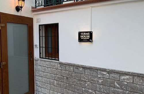 Bagni San Filippo House | Terme house
