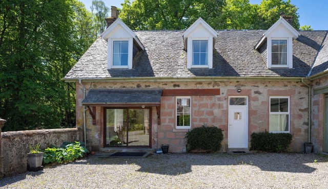 Coach House on Aigas Golf Course by Interhome