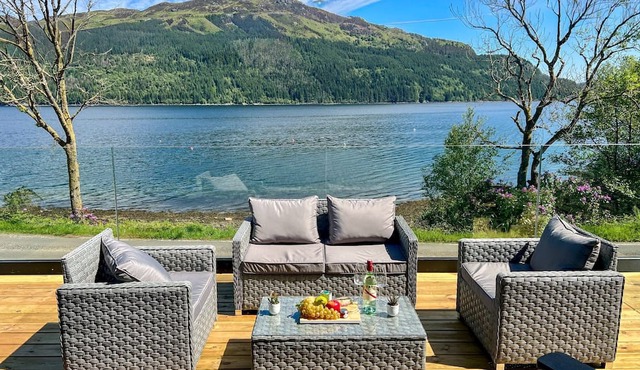 Kilbride Lodge with Uninterrupted Loch & Mountain Views